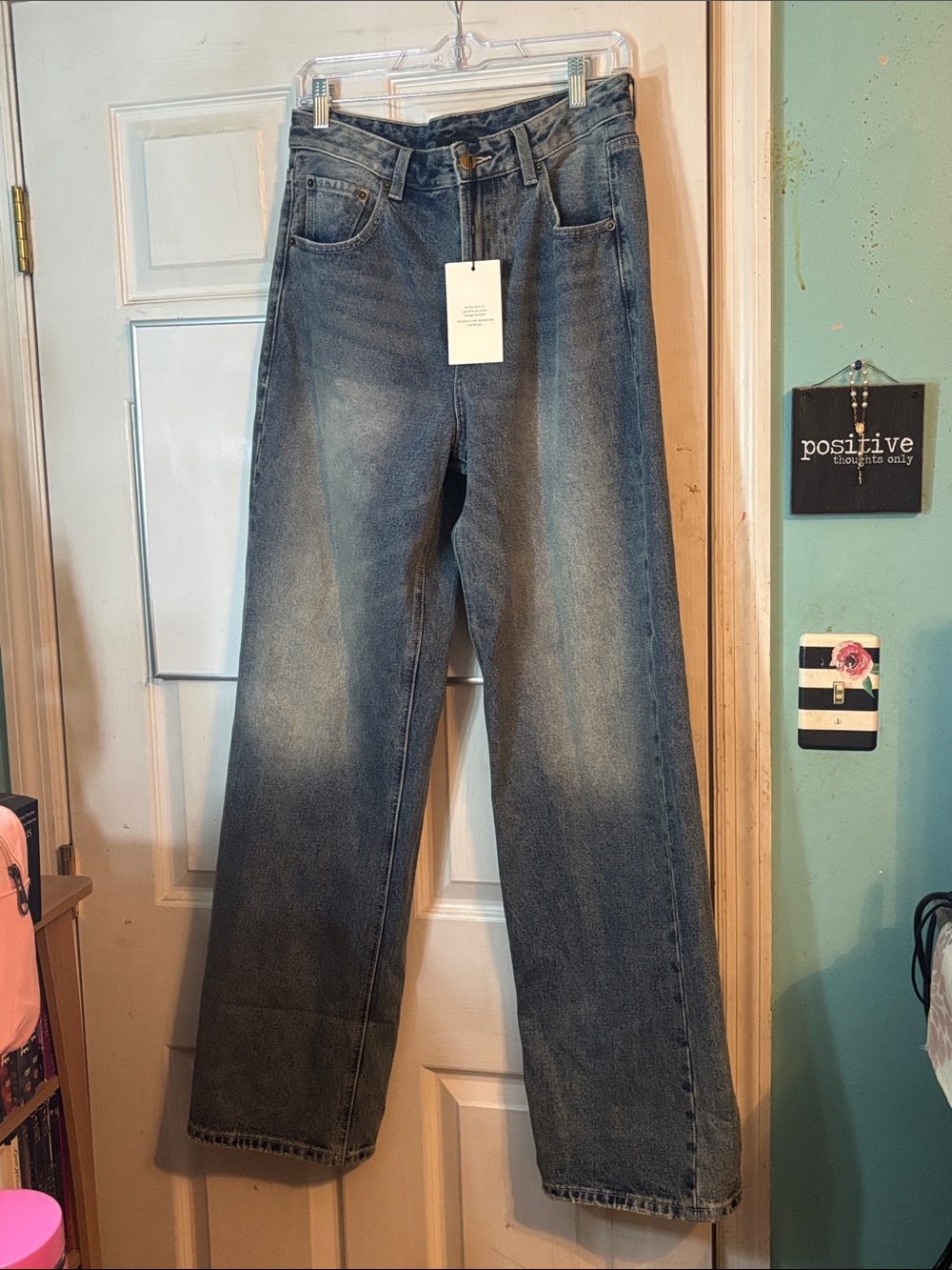 Wide Leg Flare Jeans in Medium Blue Size L or a 10/12